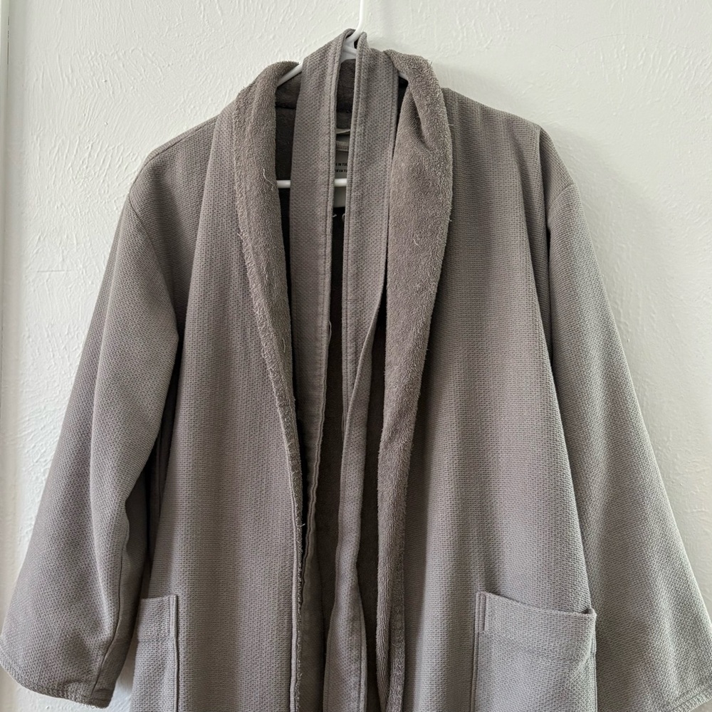 Pottery Barn Women's Taupe-Gray Plush Hooded Robe
